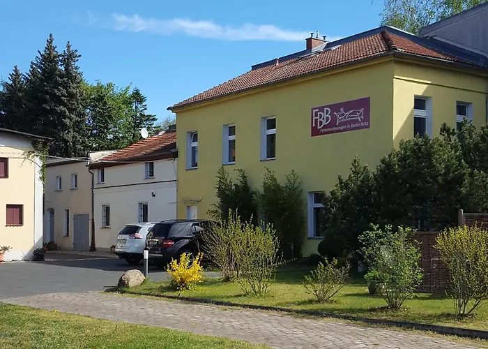 Fewo2-1 Zim Apart-5 Bett-kueche-dusche Wc-parkplatz * Berlin