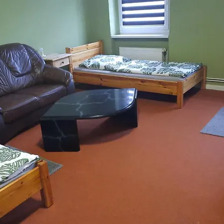 Fewo2-1 Zim Apart-5 Bett-kueche-dusche Wc-parkplatz