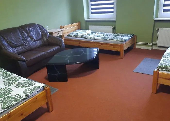 Fewo2-1 Zim Apart-5 Bett-kueche-dusche Wc-parkplatz